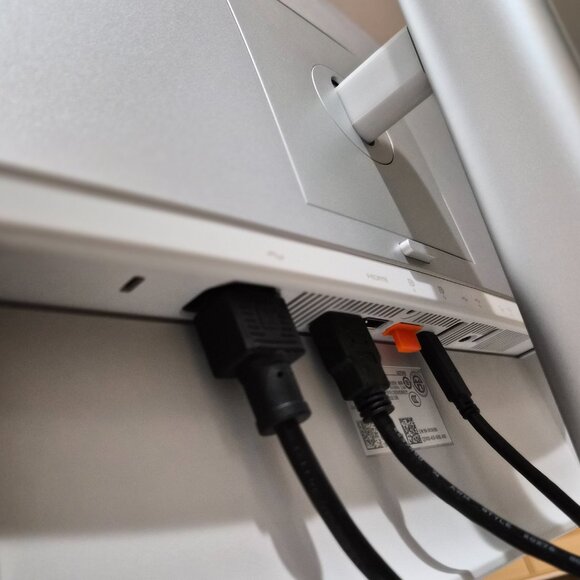 [NEW in BOX] Dell UltraSharp 27 Monitor - U2724D 68.47cm (27), W128815277 - Picture 8 of 16